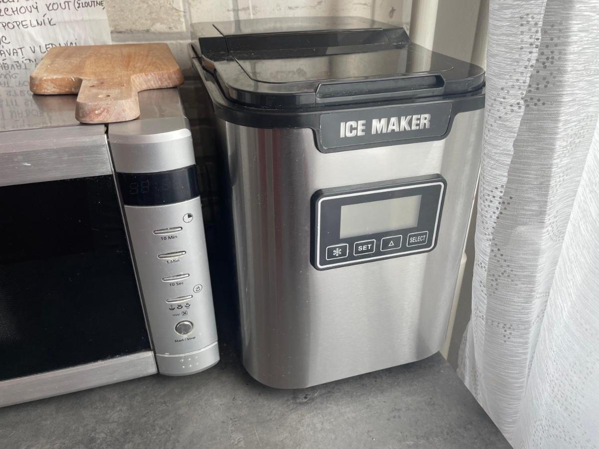 Monfas Apartment Barrandov Praga Zewnętrze zdjęcie